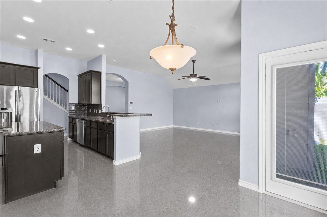 7409 Idle Hour Dr Property Photo 16
