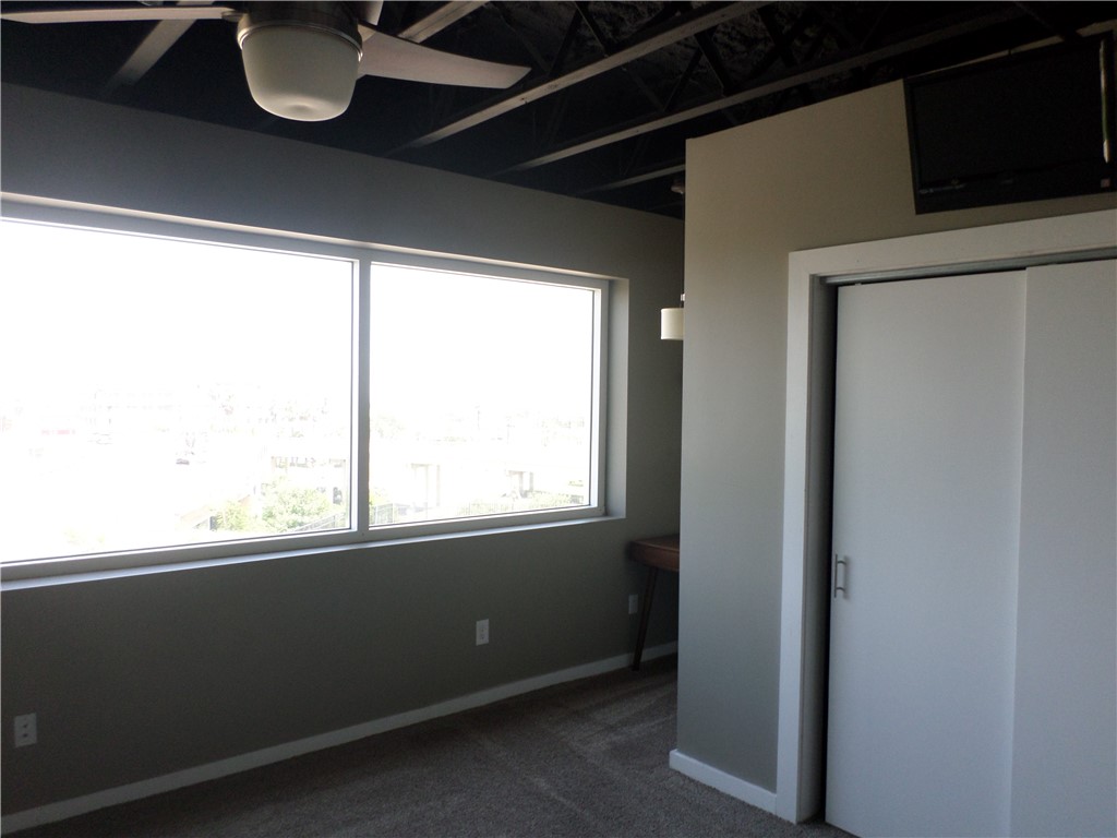 901 N Upper Broadway St 306 Property Photo 11