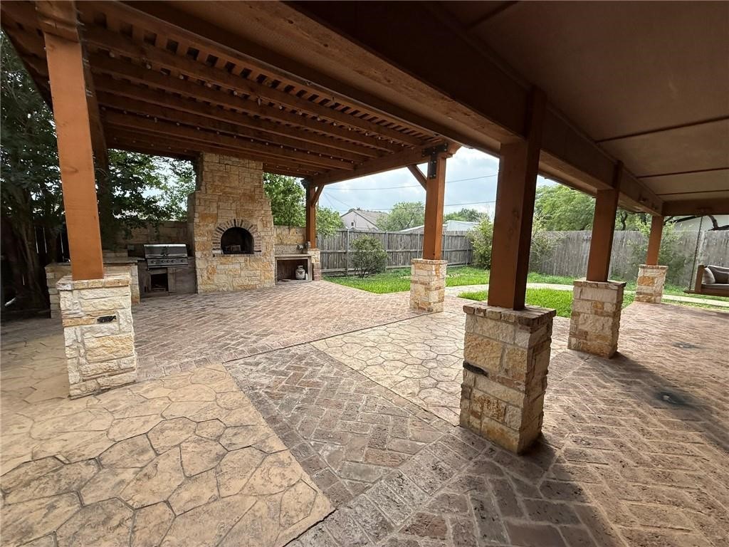 1596 Wildwood Trail Blvd Property Photo 17