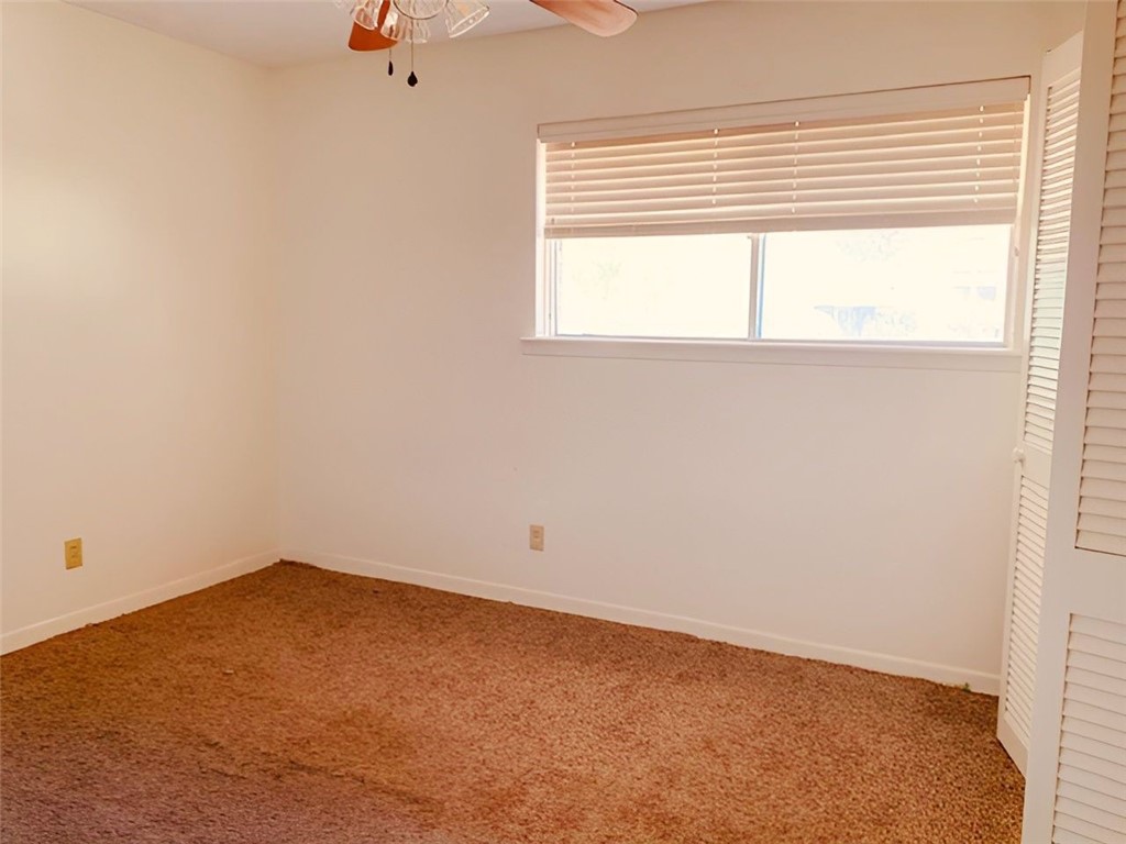 1403 Oriole Property Photo 19