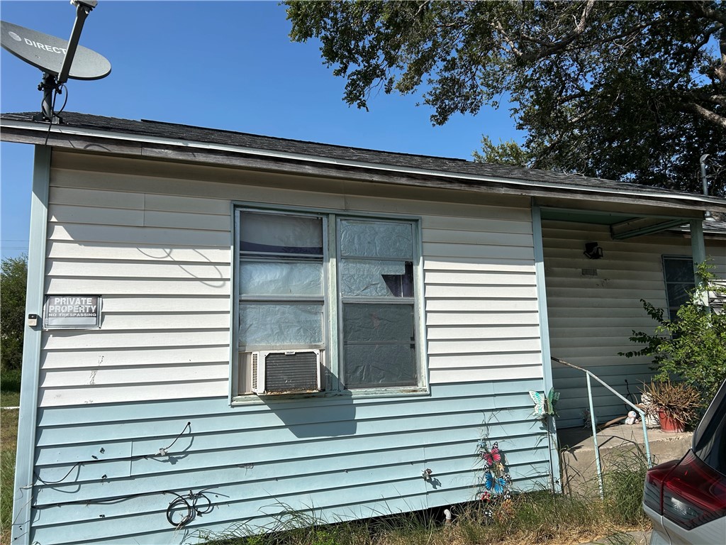 5102 Williams Dr Property Photo 3