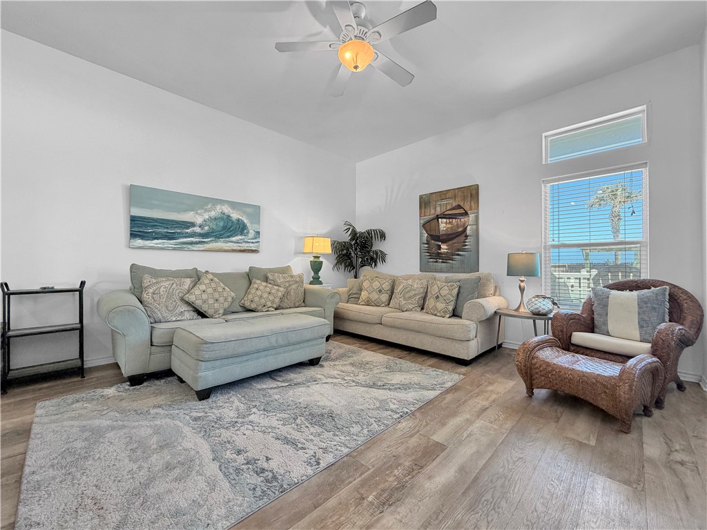 15232 Beach Way Dr Property Photo 10