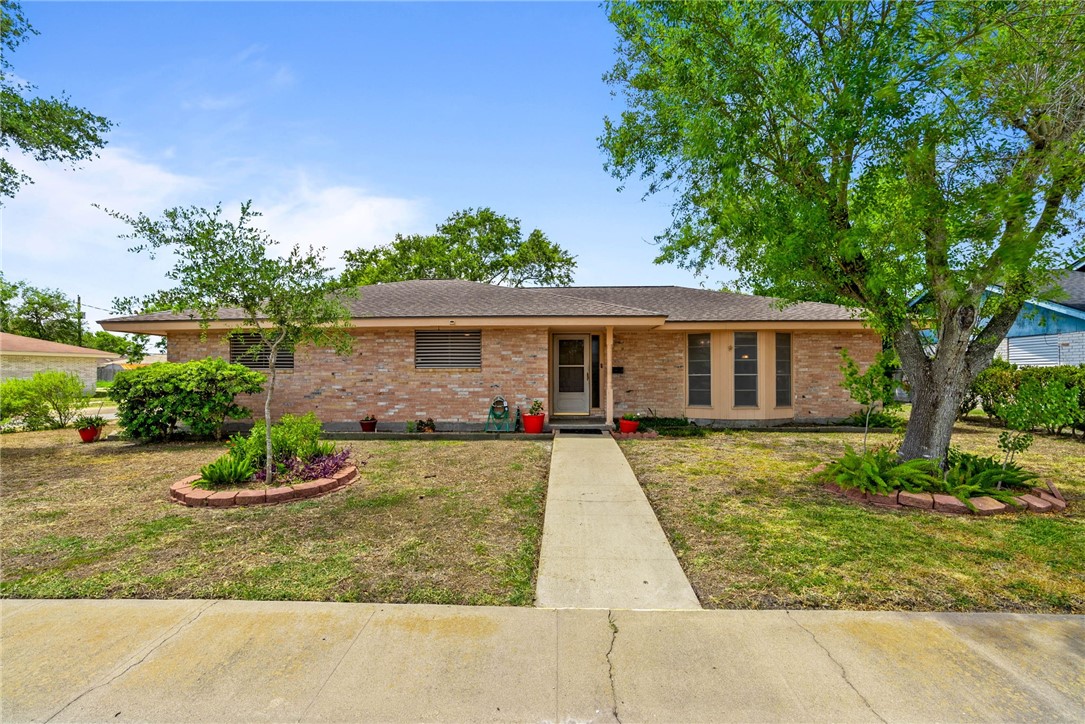 3341 LYNNWOOD Lane
