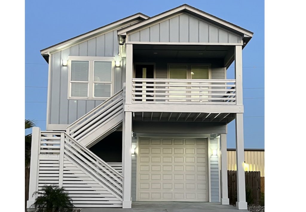 104 Port Isabel St Property Photo 1