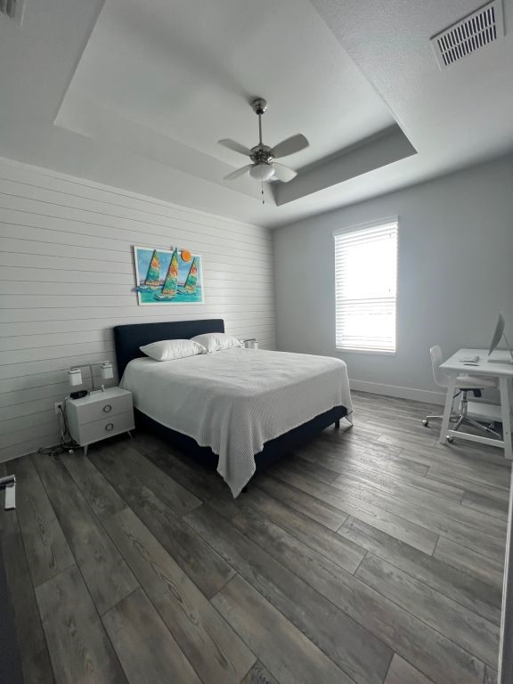 104 Port Isabel St Property Photo 8