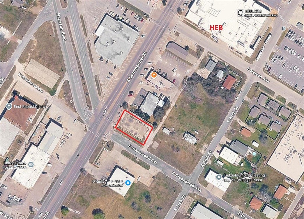 559 S Commercial St Property Photo 1