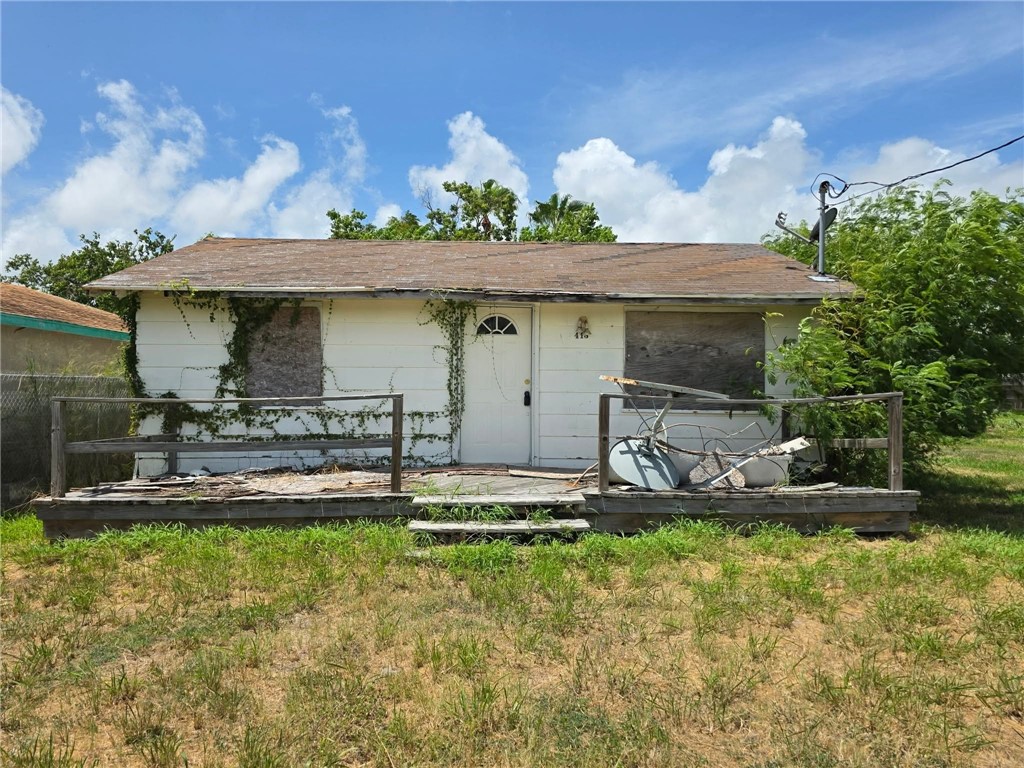413 N 7th St Property Photo 1