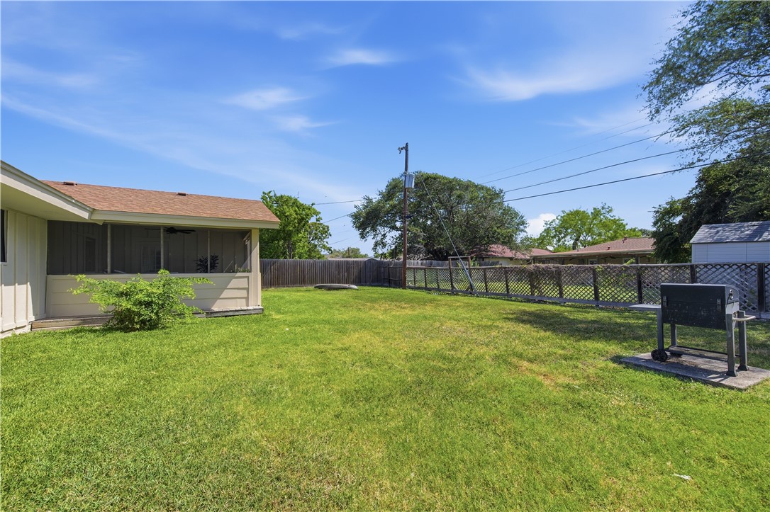 1228 Memorial Pkwy Property Photo 33