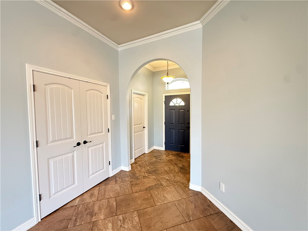 3826 Holland Dr Property Photo 16
