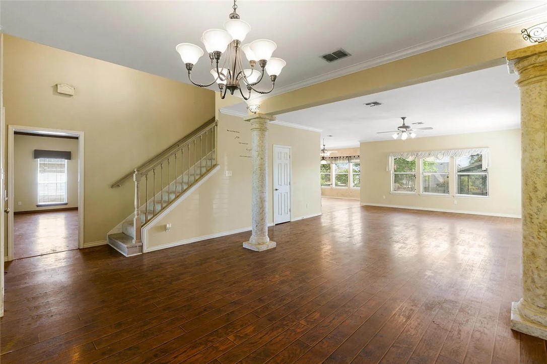 14810 Beal Dr Property Photo 2