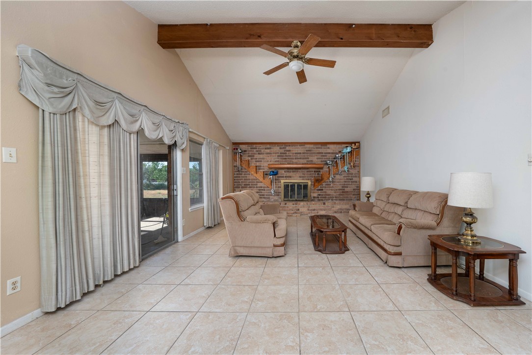 4132 Colony Dr Property Photo 12
