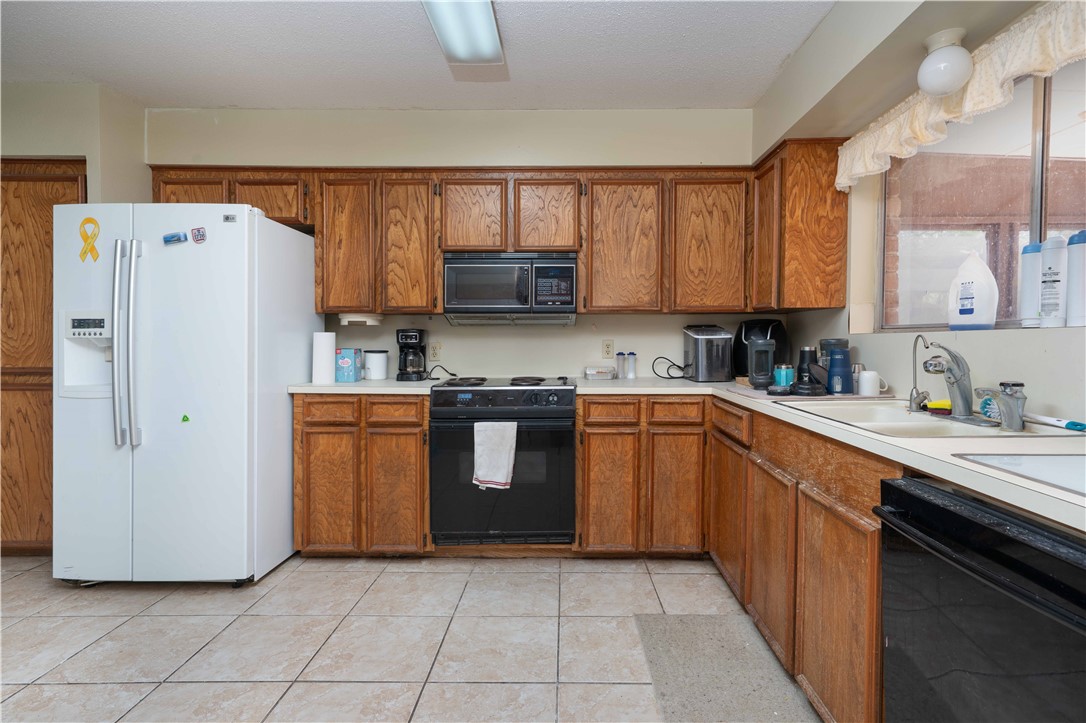 4132 Colony Dr Property Photo 15