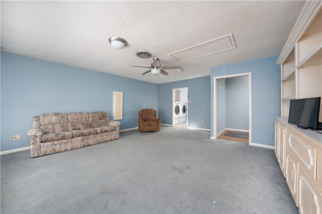 4132 Colony Dr Property Photo 20