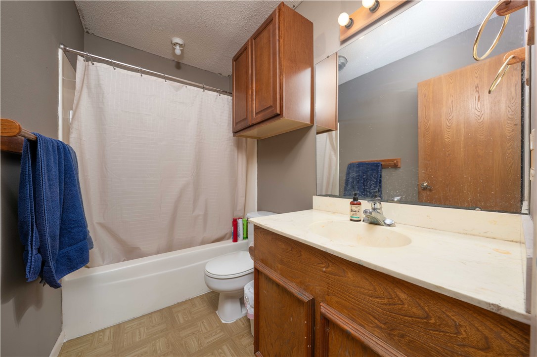 4132 Colony Dr Property Photo 23