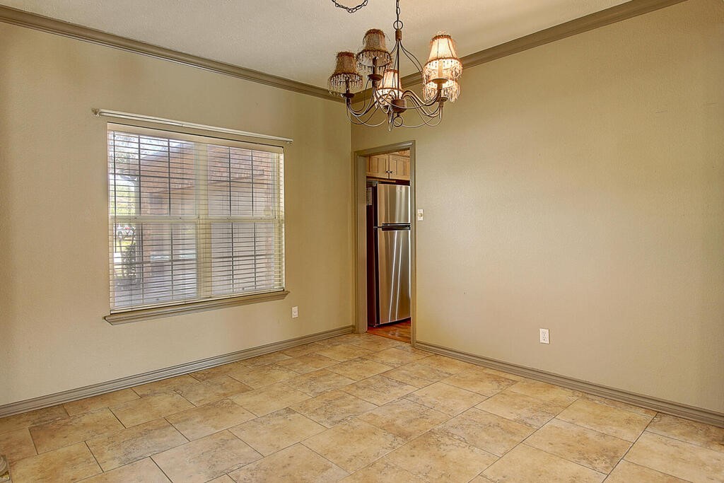 7642 Dallas St Property Photo 7