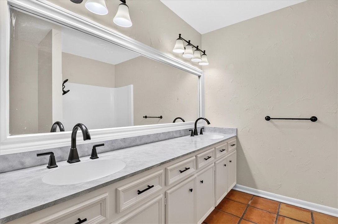 5037 Moultrie Dr Property Photo 7