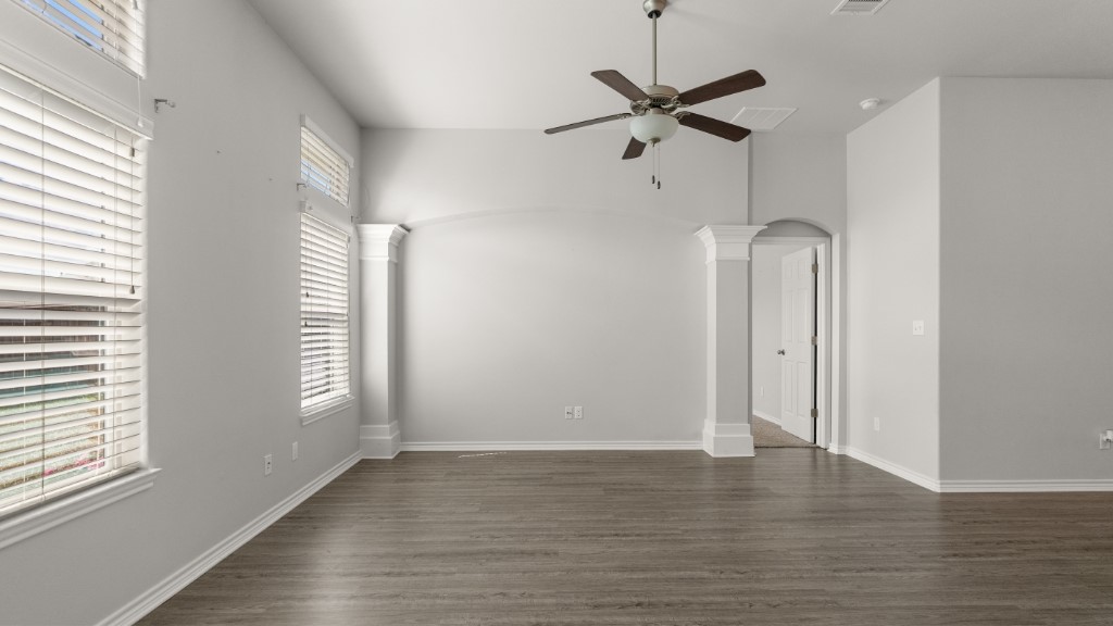 2106 Spoonbill Dr Property Photo 7