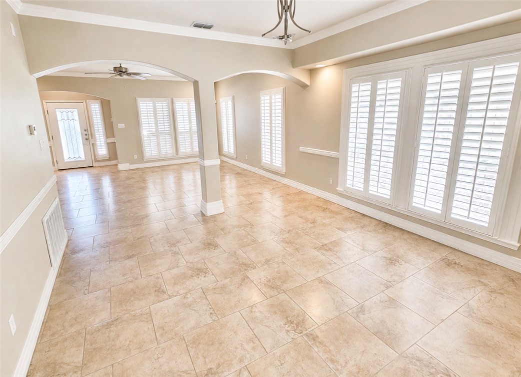 14730 Aquarius St Property Photo 2
