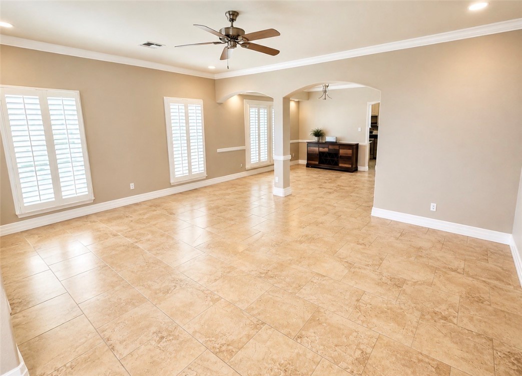 14730 Aquarius St Property Photo 3