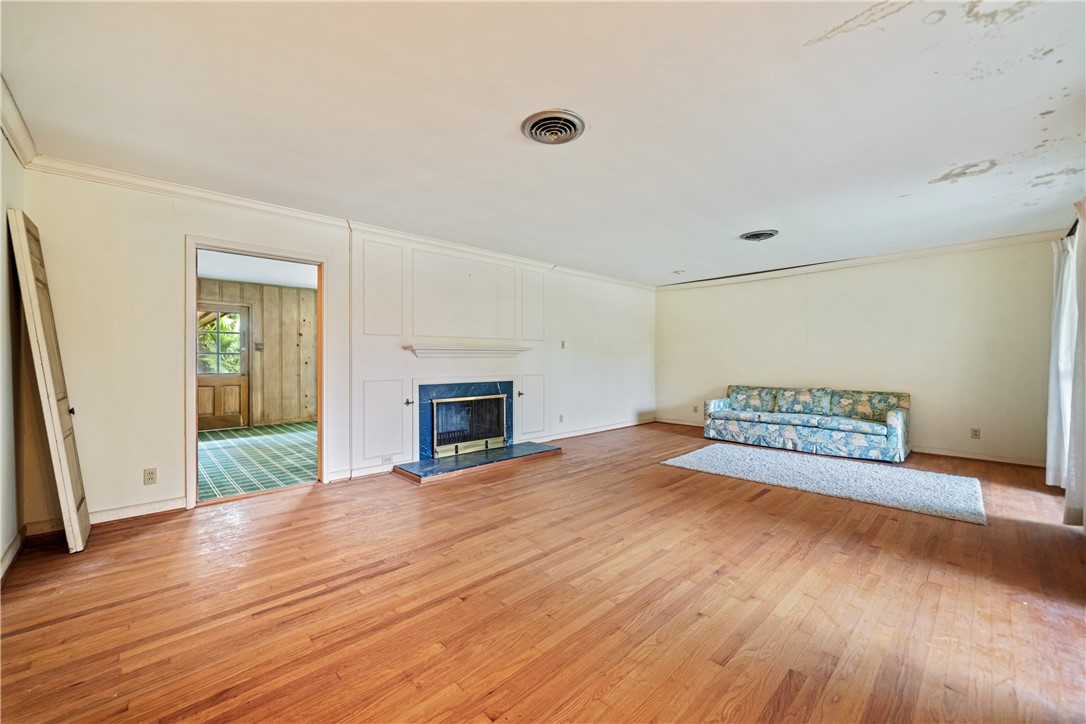 218 Mitchell St Property Photo 8