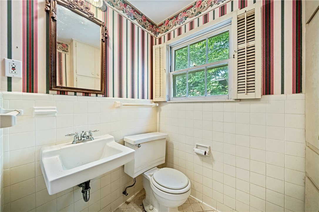 218 Mitchell St Property Photo 24