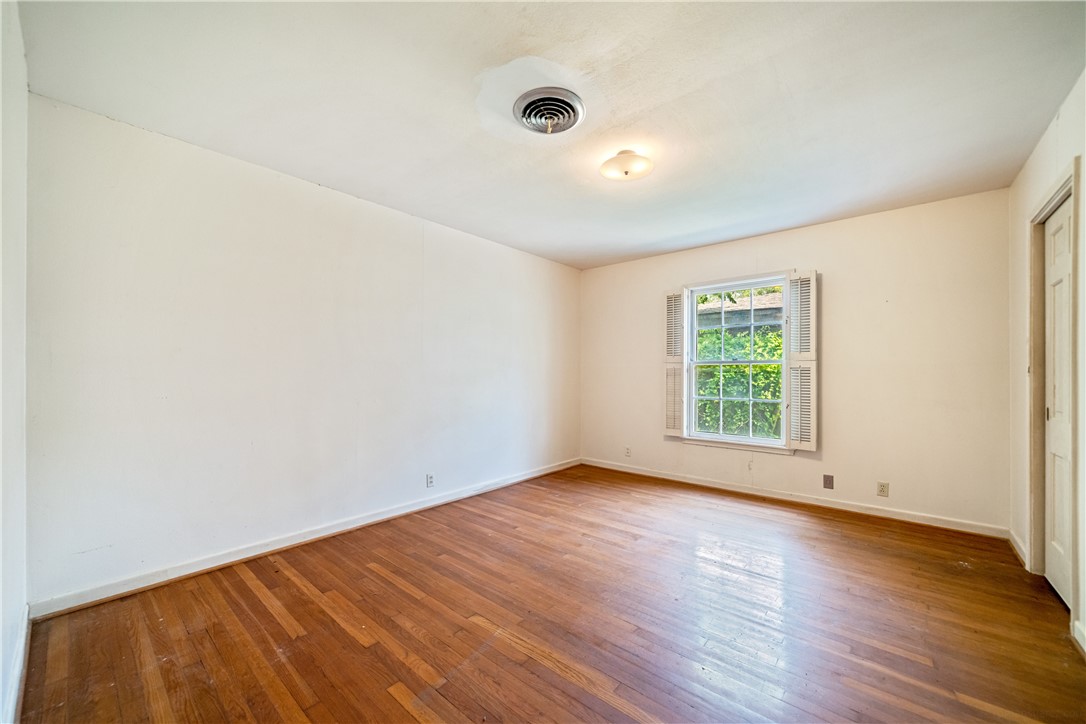 218 Mitchell St Property Photo 30