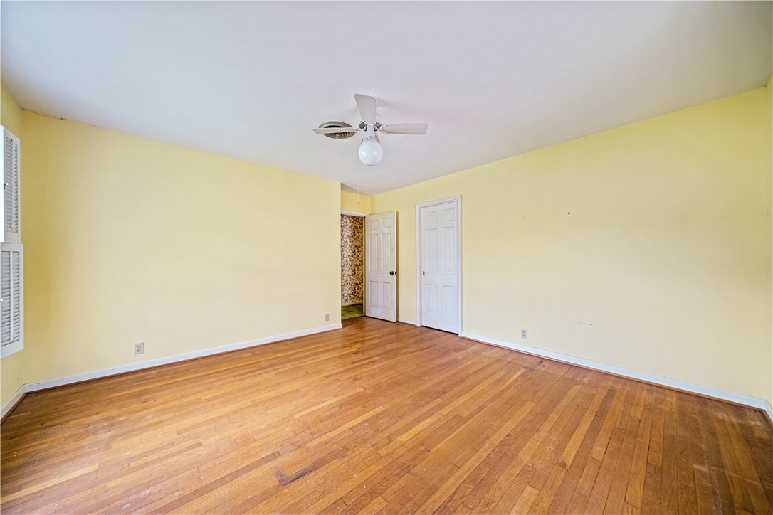 218 Mitchell St Property Photo 32