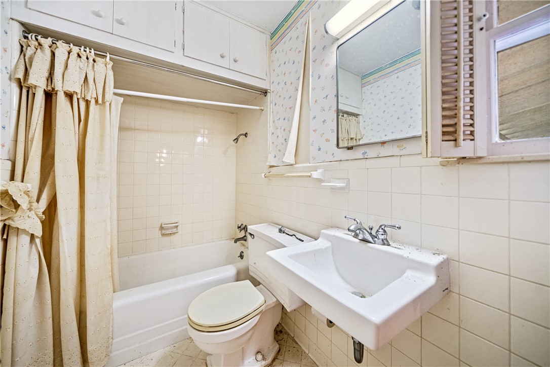 218 Mitchell St Property Photo 33