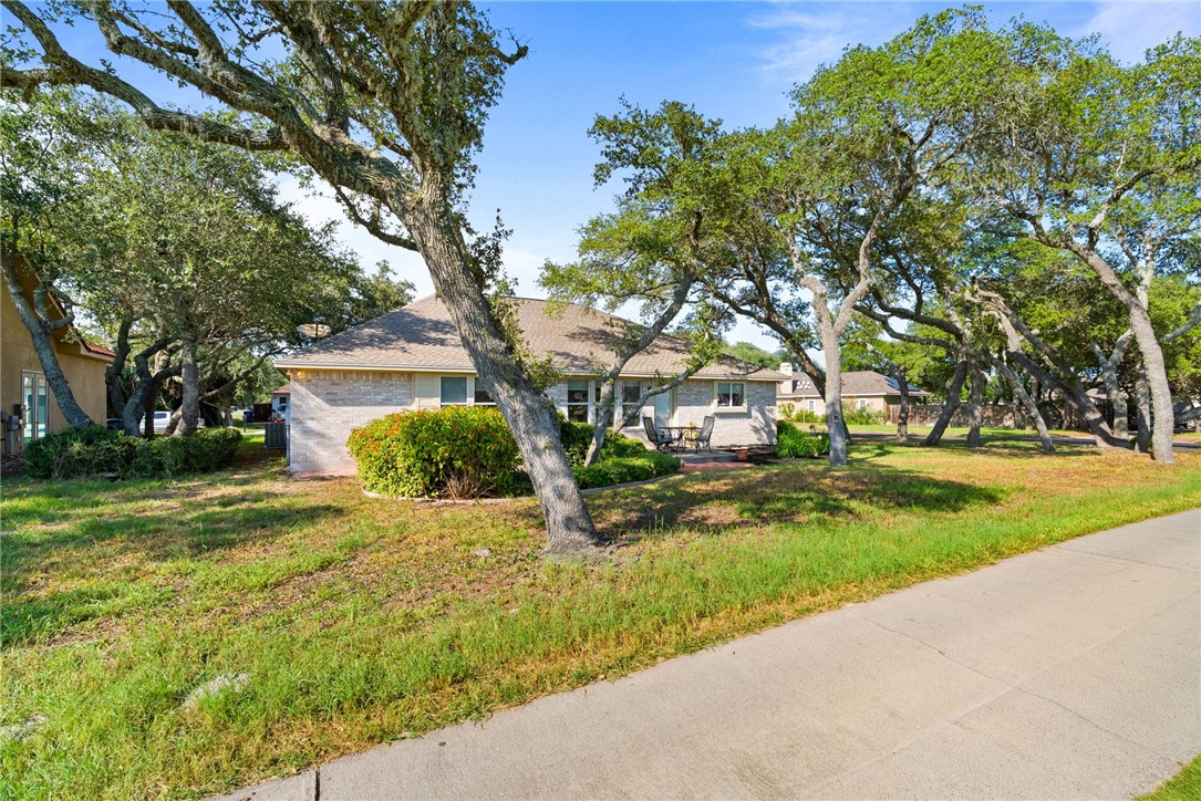 101 Cedar Ridge Dr Property Photo 32