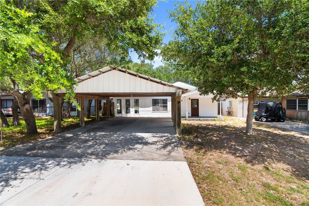 48 Sandra Dr Property Photo 1