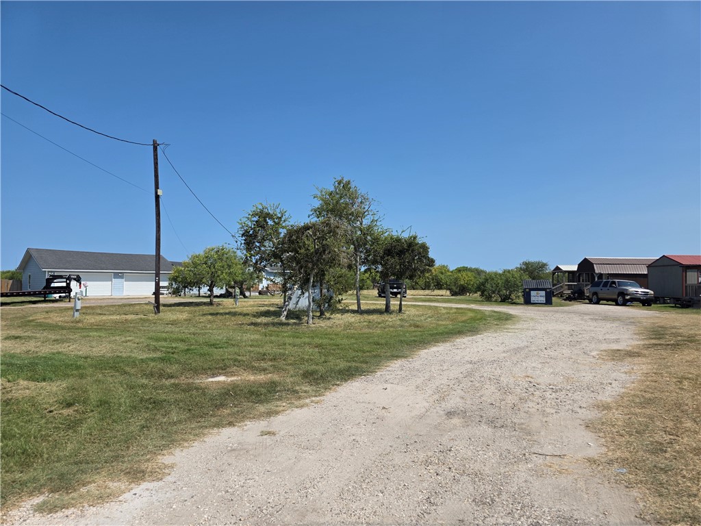 1401 Fm 1069 Property Photo 5