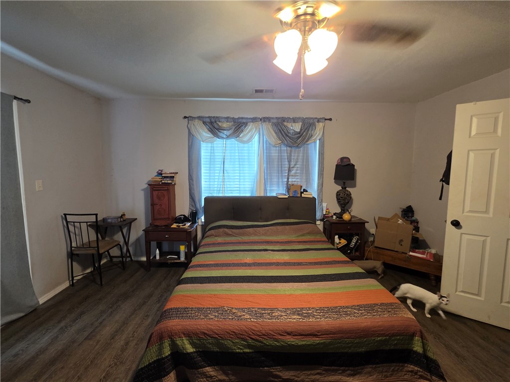 1401 Fm 1069 Property Photo 25