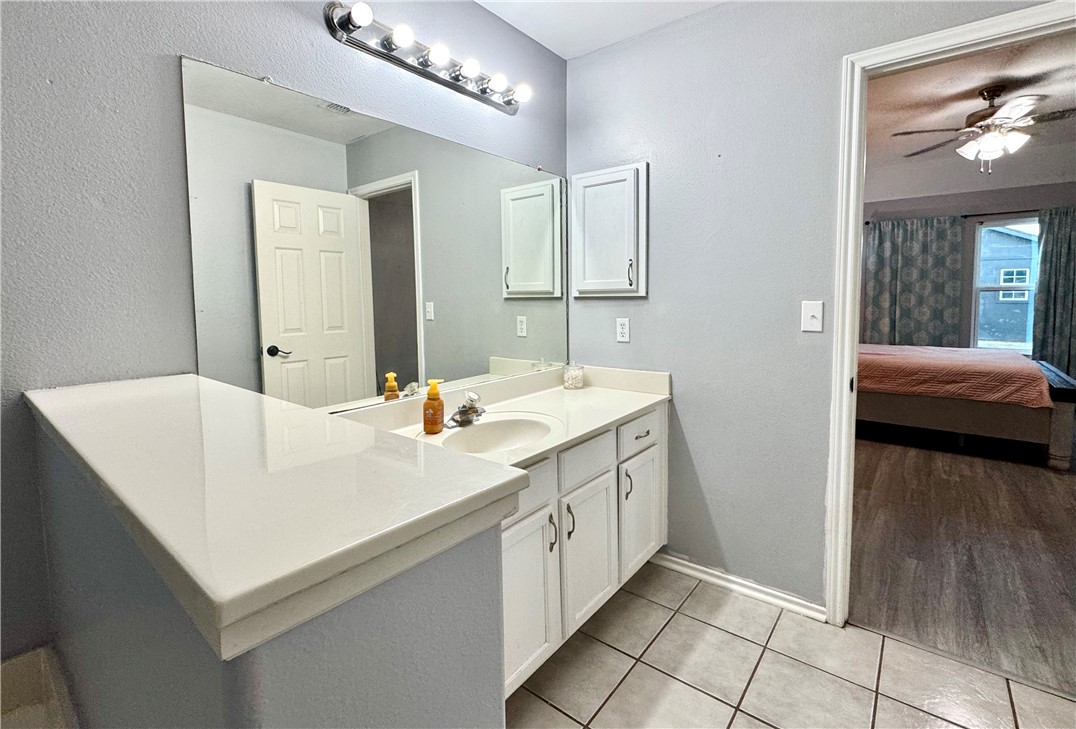 2111 Bay Breeze Property Photo 19