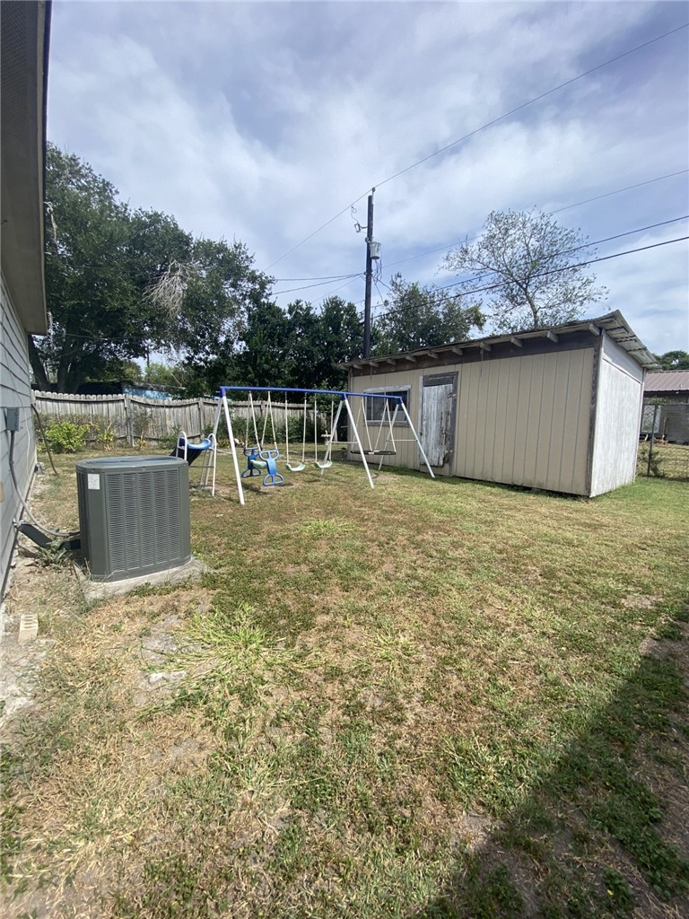 502 Gardenia St Property Photo 24