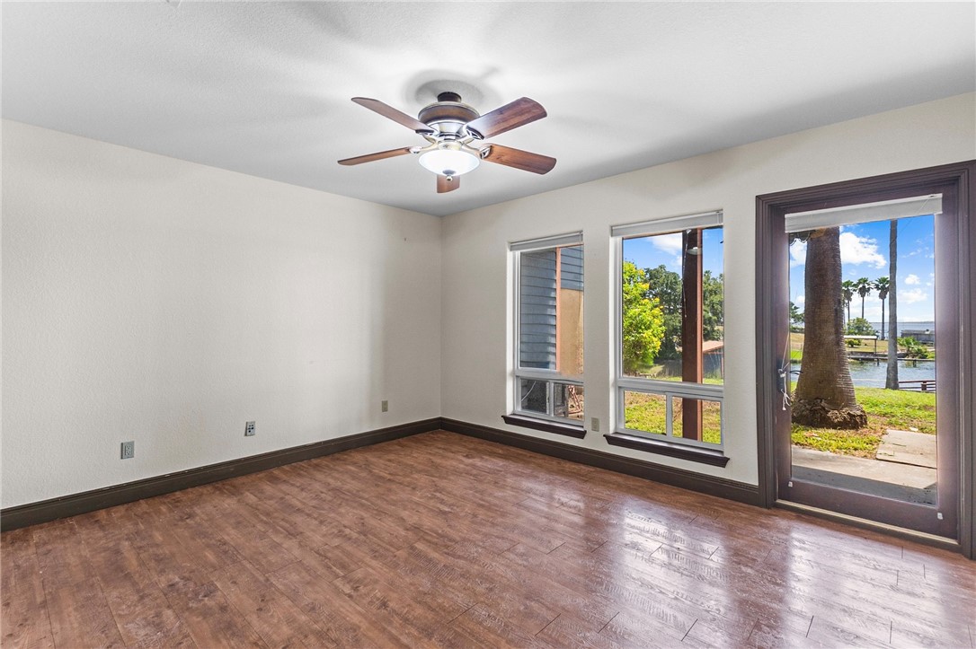 105 Knoll Trail Property Photo 37