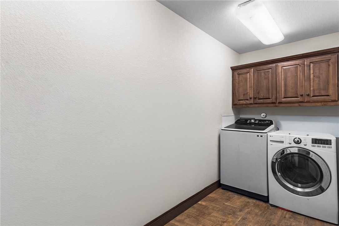 105 Knoll Trail Property Photo 41