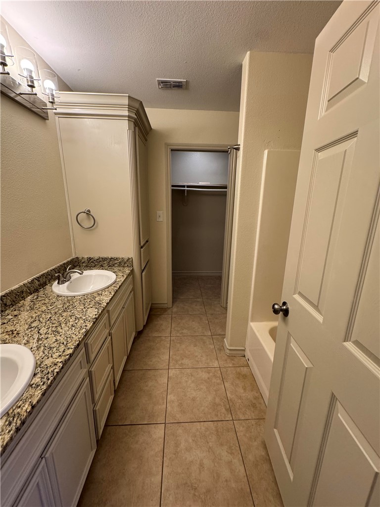 100 Moss Property Photo 25
