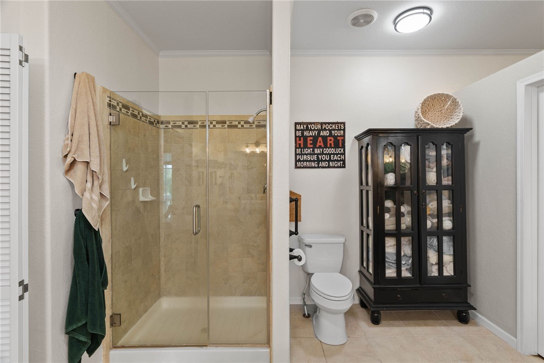 1708 W Mcclung Property Photo 12