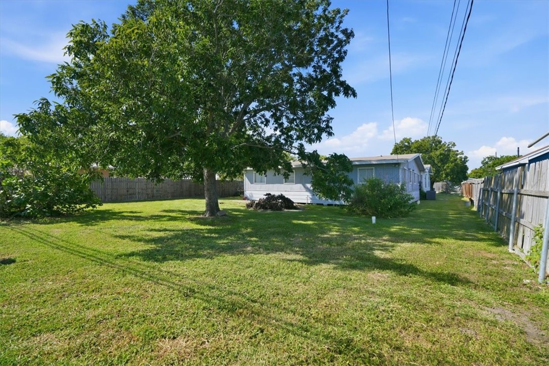 2701 Nemec St Property Photo 39