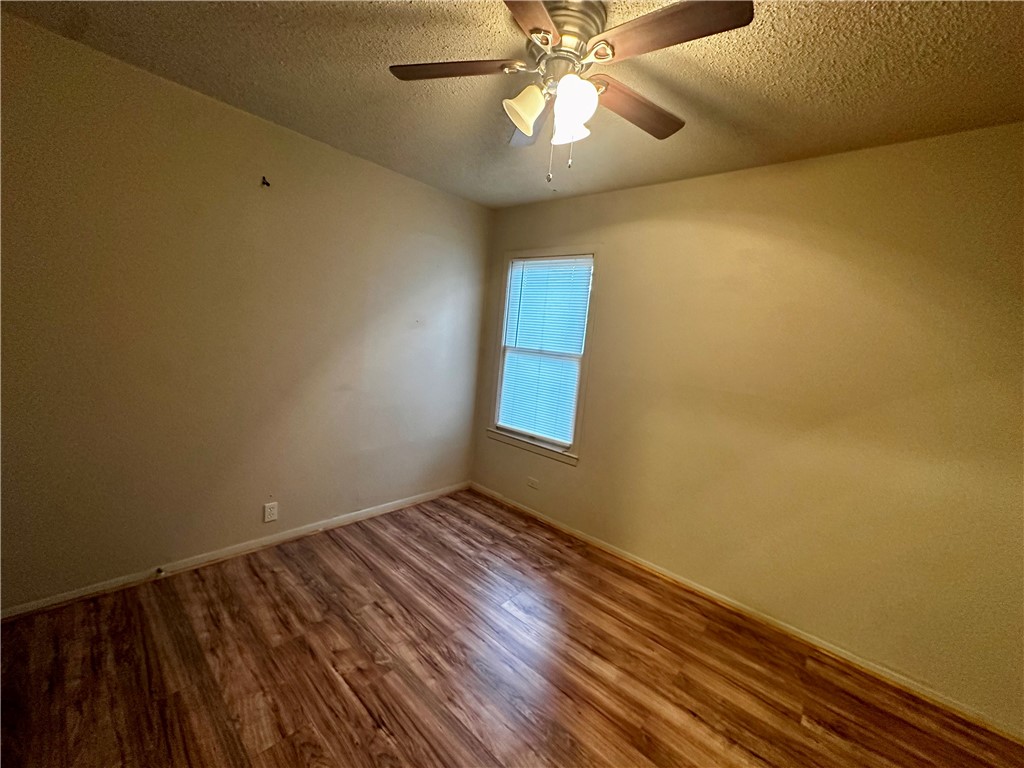 4922 Monitor St Property Photo 11