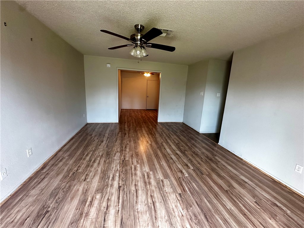 4922 Monitor St Property Photo 17