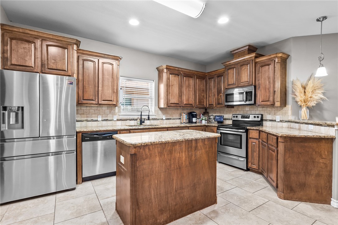 2118 Retta Dr Property Photo 10