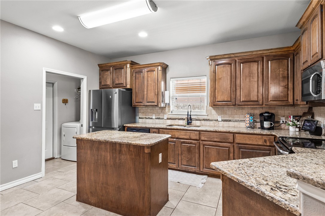 2118 Retta Dr Property Photo 11