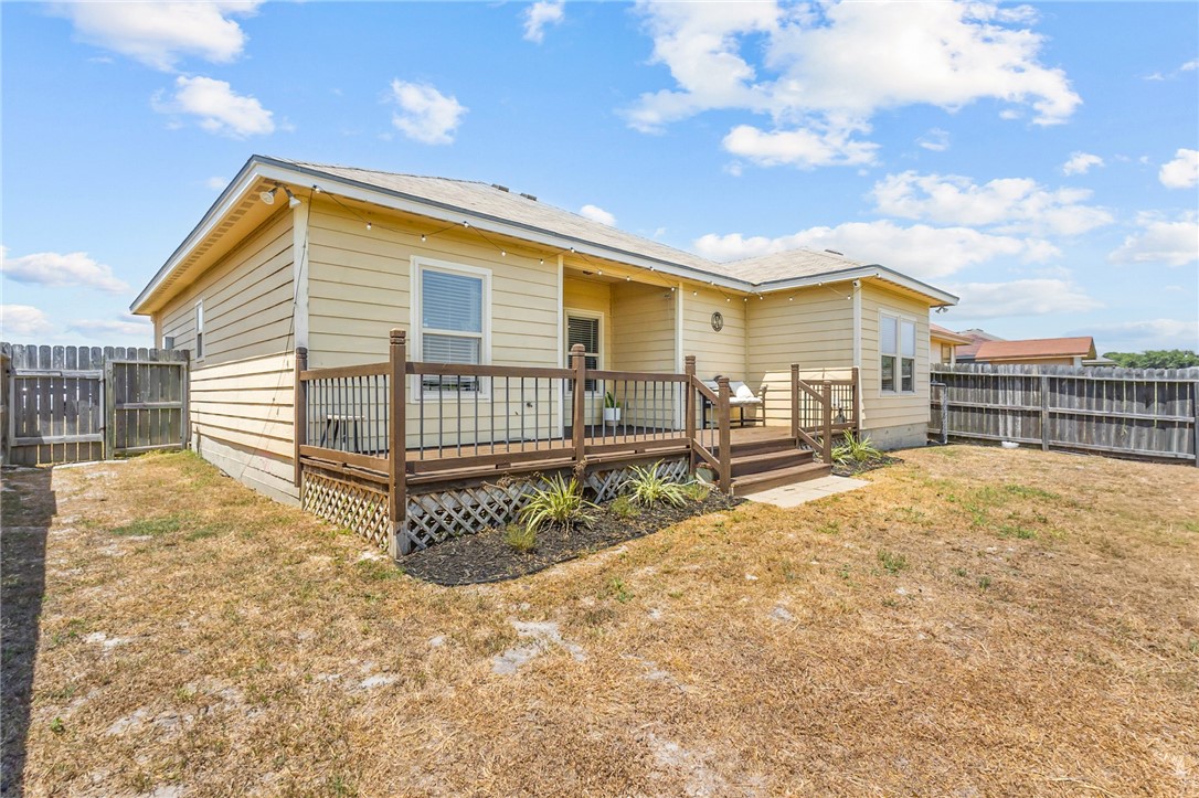 2118 Retta Dr Property Photo 21