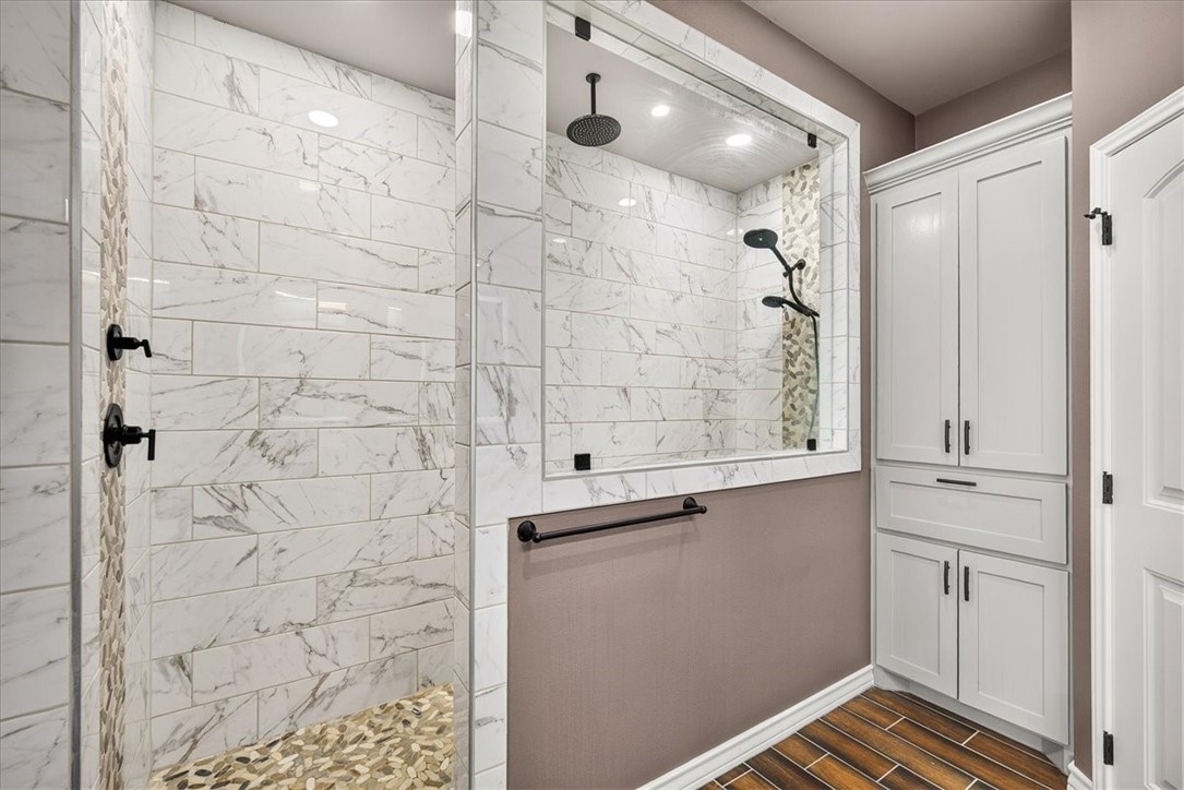 6456 Fm 624 Property Photo 18