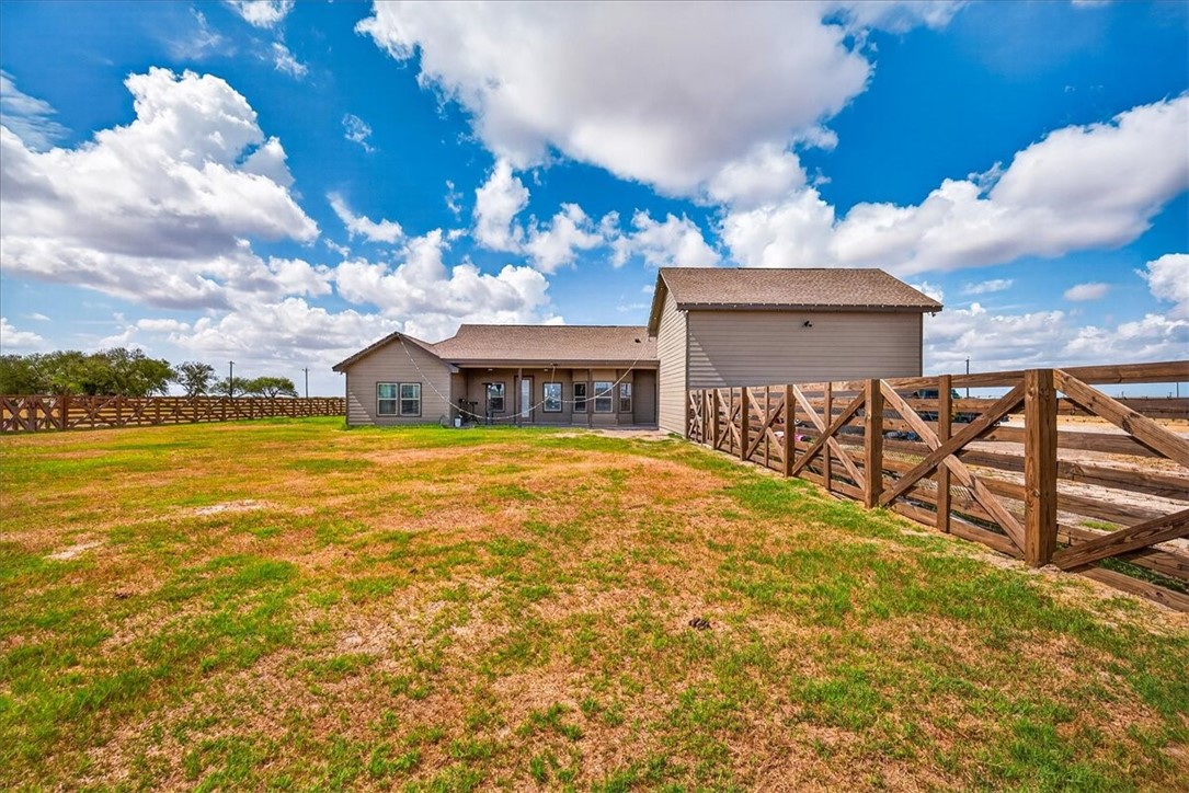 6456 Fm 624 Property Photo 34