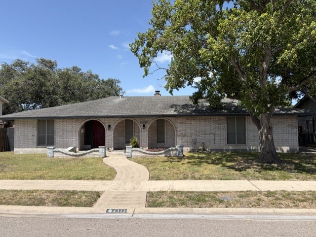 4312 Congressional Dr Property Photo 1