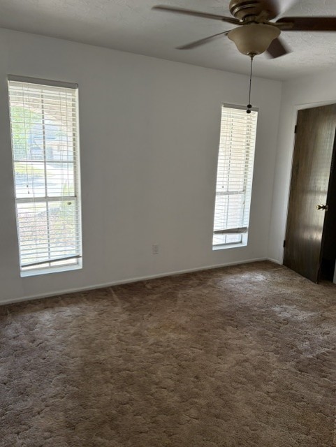 4312 Congressional Dr Property Photo 17