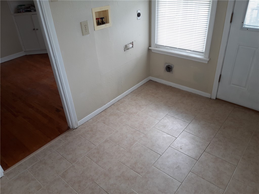 2801 Lawnview St Property Photo 5