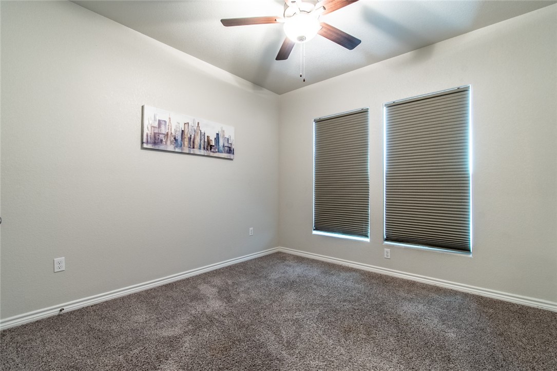 9222 Murdock Dr Property Photo 33